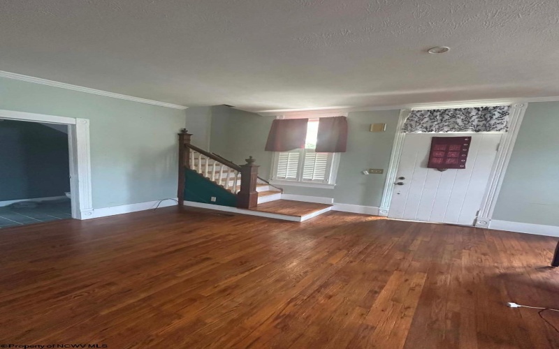 11 Park Street, Buckhannon, West Virginia 26201-9147, 3 Bedrooms Bedrooms, 7 Rooms Rooms,1 BathroomBathrooms,Single Family Detached,For Sale,Park,10165518