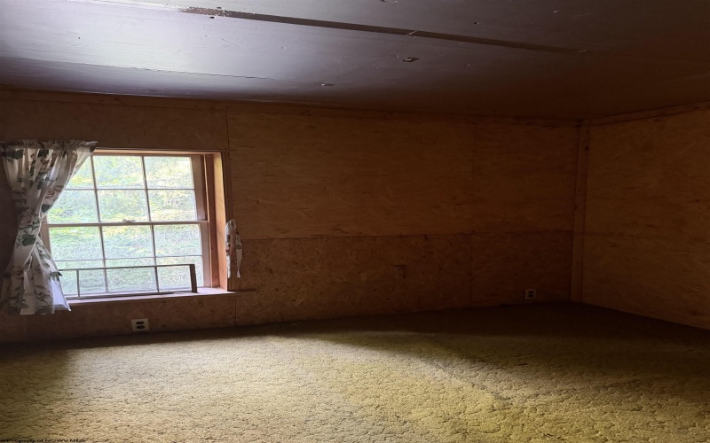 2527 Smithtown Road, Morgantown, West Virginia 26505, 2 Bedrooms Bedrooms, 5 Rooms Rooms,1 BathroomBathrooms,Single Family Detached,For Sale,Smithtown,10165523