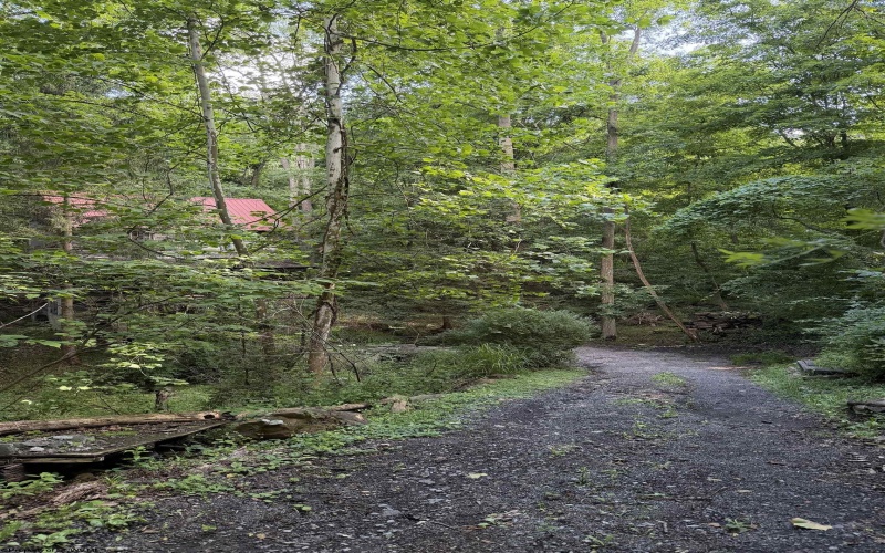 2527 Smithtown Road, Morgantown, West Virginia 26505, 2 Bedrooms Bedrooms, 5 Rooms Rooms,1 BathroomBathrooms,Single Family Detached,For Sale,Smithtown,10165523