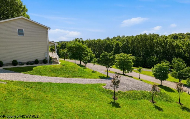 57 Stags Leap Drive, Belington, West Virginia 26250, 3 Bedrooms Bedrooms, 9 Rooms Rooms,2 BathroomsBathrooms,Single Family Detached,For Sale,Stags Leap,10165530