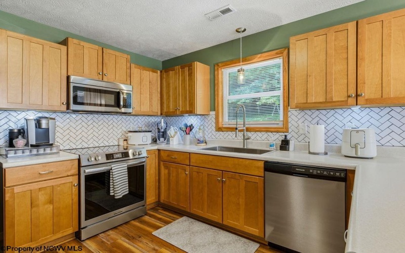 57 Stags Leap Drive, Belington, West Virginia 26250, 3 Bedrooms Bedrooms, 9 Rooms Rooms,2 BathroomsBathrooms,Single Family Detached,For Sale,Stags Leap,10165530