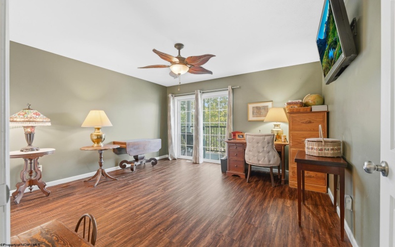 78 Barrington Court, Bridgeport, West Virginia 26330, 3 Bedrooms Bedrooms, 5 Rooms Rooms,2 BathroomsBathrooms,Single Family Attached,For Sale,Barrington,10165531