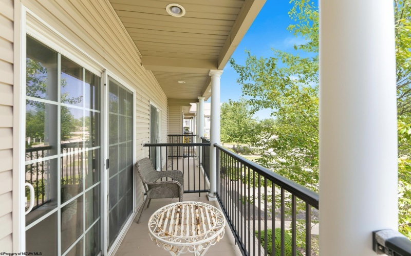 78 Barrington Court, Bridgeport, West Virginia 26330, 3 Bedrooms Bedrooms, 5 Rooms Rooms,2 BathroomsBathrooms,Single Family Attached,For Sale,Barrington,10165531
