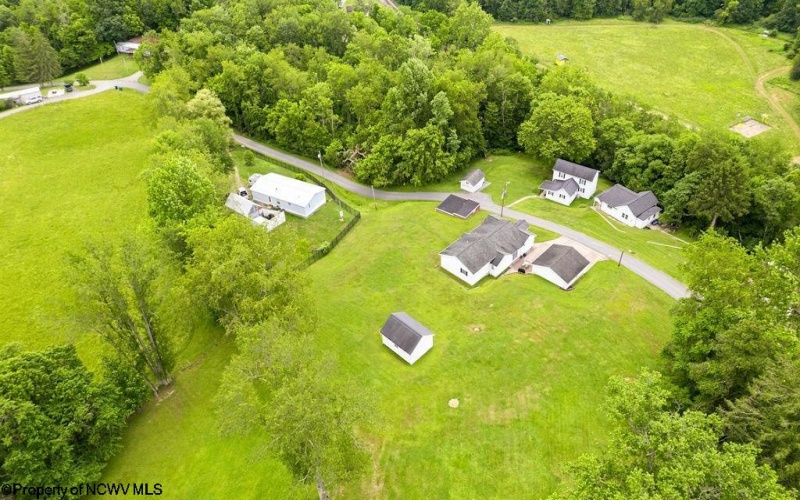 573 Rosemont School Road, Rosemont, West Virginia 26424, 4 Bedrooms Bedrooms, 9 Rooms Rooms,2 BathroomsBathrooms,Single Family Detached,For Sale,Rosemont School,10165532