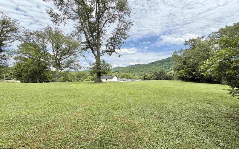 573 Rosemont School Road, Rosemont, West Virginia 26424, 4 Bedrooms Bedrooms, 9 Rooms Rooms,2 BathroomsBathrooms,Single Family Detached,For Sale,Rosemont School,10165532