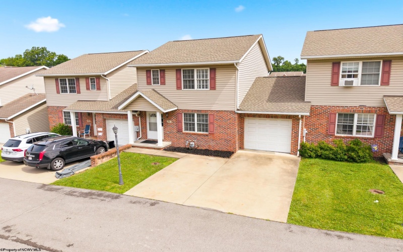 163 Meadow Ridge Drive, Morgantown, West Virginia 26505, 4 Bedrooms Bedrooms, 7 Rooms Rooms,3 BathroomsBathrooms,Single Family Attached,For Sale,Meadow Ridge,10165542 163 Meadow Ridge Drive, Morgantown, West Virginia 26505, 4 Bedrooms Bedrooms, 7 Rooms Rooms,3 BathroomsBathrooms,Single Family Attached,For Sale,Meadow Ridge,10165542