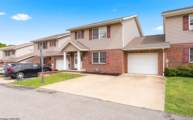 163 Meadow Ridge Drive, Morgantown, West Virginia 26505, 4 Bedrooms Bedrooms, 7 Rooms Rooms,3 BathroomsBathrooms,Single Family Attached,For Sale,Meadow Ridge,10165542 163 Meadow Ridge Drive, Morgantown, West Virginia 26505, 4 Bedrooms Bedrooms, 7 Rooms Rooms,3 BathroomsBathrooms,Single Family Attached,For Sale,Meadow Ridge,10165542