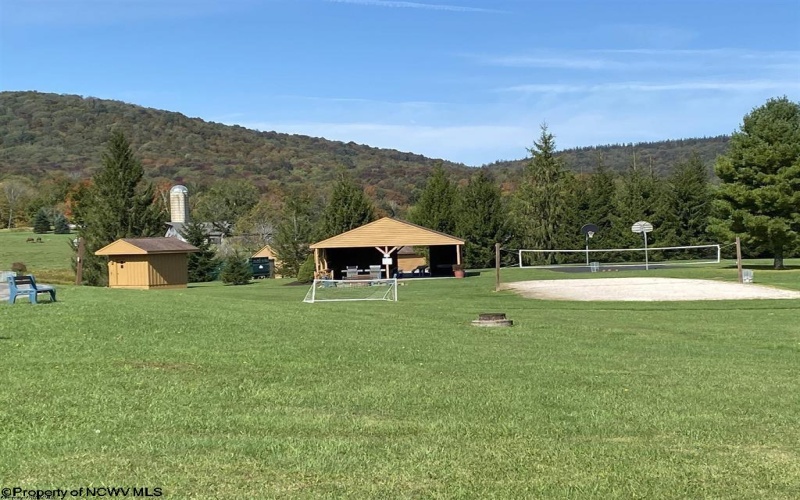 104 Deerfield Village, Davis, West Virginia 26260, 1 Bedroom Bedrooms, 3 Rooms Rooms,1 BathroomBathrooms,Single Family Attached,For Sale,Deerfield,10165552