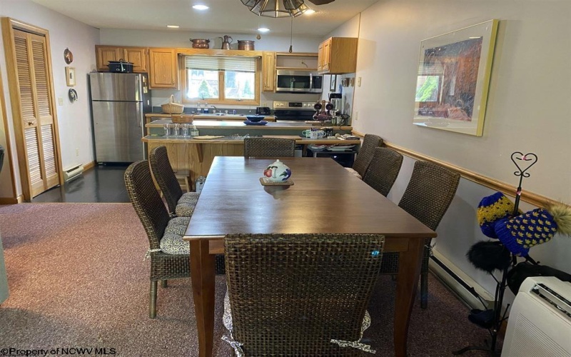 431 Deerfield Circle, Davis, West Virginia 26260-0000, 3 Bedrooms Bedrooms, 8 Rooms Rooms,3 BathroomsBathrooms,Single Family Attached,For Sale,Deerfield,10165554