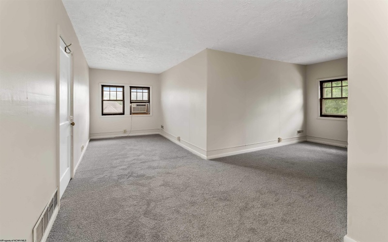 100 Holland Avenue, Westover, West Virginia 26501, ,Multi-unit/income,For Sale,Holland,10165534 100 Holland Avenue, Westover, West Virginia 26501, ,Multi-unit/income,For Sale,Holland,10165534