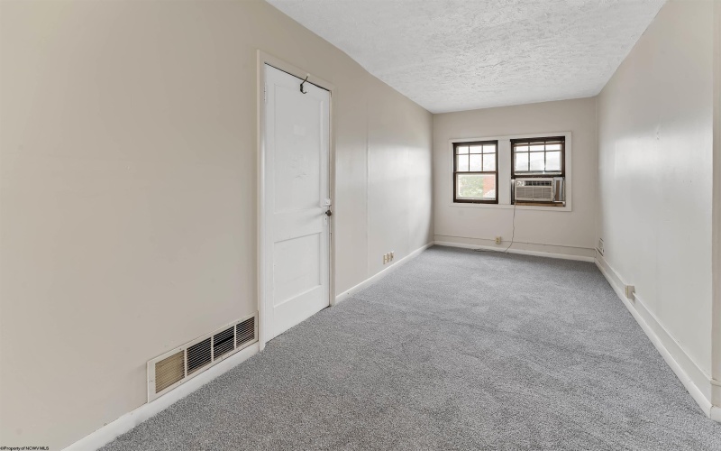 100 Holland Avenue, Westover, West Virginia 26501, ,Multi-unit/income,For Sale,Holland,10165534 100 Holland Avenue, Westover, West Virginia 26501, ,Multi-unit/income,For Sale,Holland,10165534