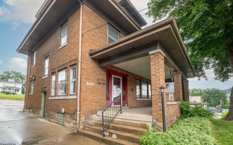 100 Holland Avenue, Westover, West Virginia 26501, ,Multi-unit/income,For Sale,Holland,10165534 100 Holland Avenue, Westover, West Virginia 26501, ,Multi-unit/income,For Sale,Holland,10165534