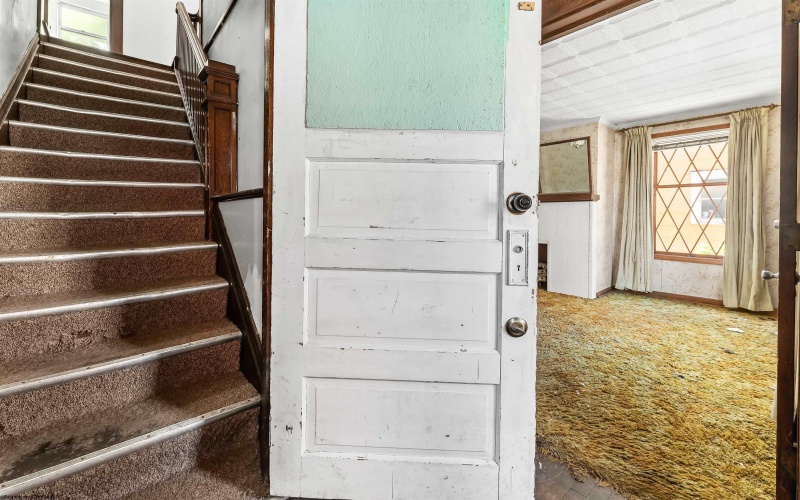213 McLane Avenue, Morgantown, West Virginia 26505, ,Multi-unit/income,For Sale,McLane,10165549