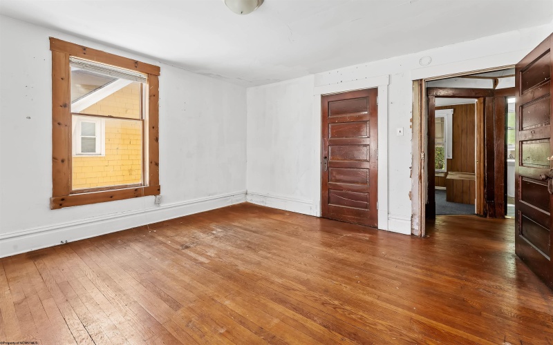 213 McLane Avenue, Morgantown, West Virginia 26505, ,Multi-unit/income,For Sale,McLane,10165549