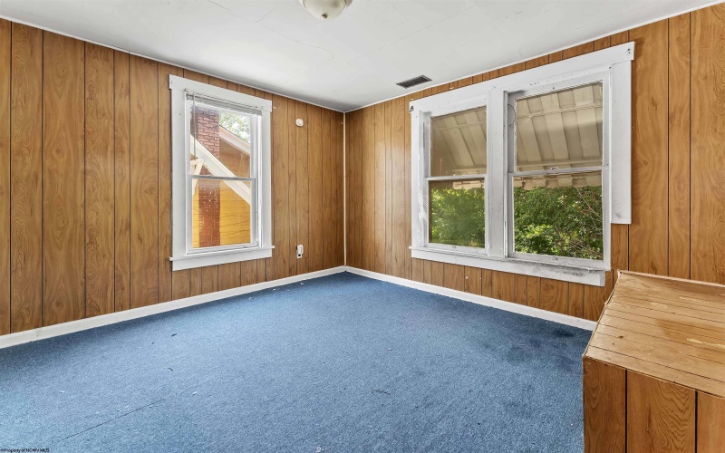213 McLane Avenue, Morgantown, West Virginia 26505, ,Multi-unit/income,For Sale,McLane,10165549