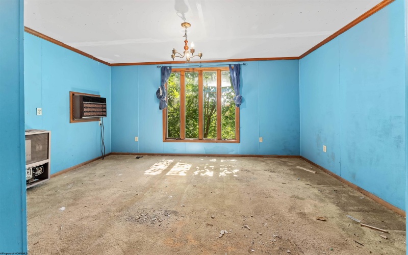 213 McLane Avenue, Morgantown, West Virginia 26505, ,Multi-unit/income,For Sale,McLane,10165549