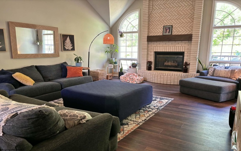 1124 Steeplechase Drive, Morgantown, West Virginia 26508, 4 Bedrooms Bedrooms, 11 Rooms Rooms,4 BathroomsBathrooms,Single Family Detached,For Sale,Steeplechase,10165533