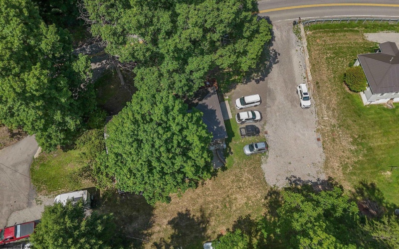 1726 Davisson Run Road, Clarksburg, West Virginia 26301, 4 Bedrooms Bedrooms, 9 Rooms Rooms,2 BathroomsBathrooms,Single Family Detached,For Sale,Davisson Run,10165535