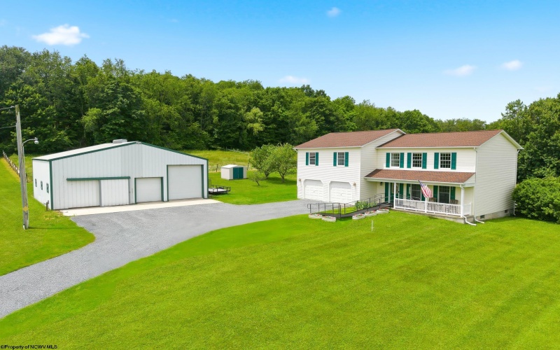 18679 Preston Highway, Bruceton Mills, West Virginia 26525, 4 Bedrooms Bedrooms, 10 Rooms Rooms,3 BathroomsBathrooms,Single Family Detached,For Sale,Preston,10165536