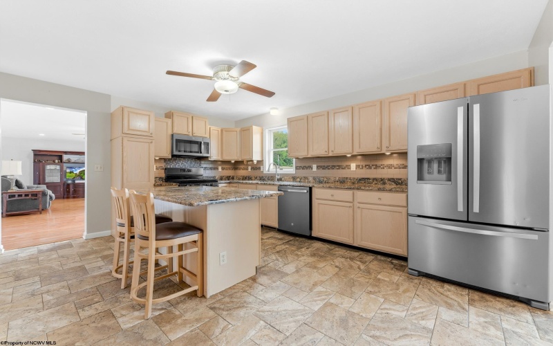 18679 Preston Highway, Bruceton Mills, West Virginia 26525, 4 Bedrooms Bedrooms, 10 Rooms Rooms,3 BathroomsBathrooms,Single Family Detached,For Sale,Preston,10165536