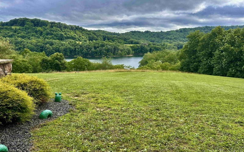 674 Lakeview Drive, Horner, West Virginia 26372, 4 Bedrooms Bedrooms, 9 Rooms Rooms,3 BathroomsBathrooms,Single Family Detached,For Sale,Lakeview,10165541