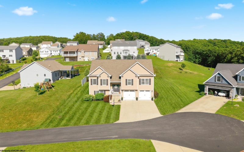 3 Zackquill Court, Morgantown, West Virginia 26508, 3 Bedrooms Bedrooms, 6 Rooms Rooms,3 BathroomsBathrooms,Single Family Detached,For Sale,Zackquill,10165544