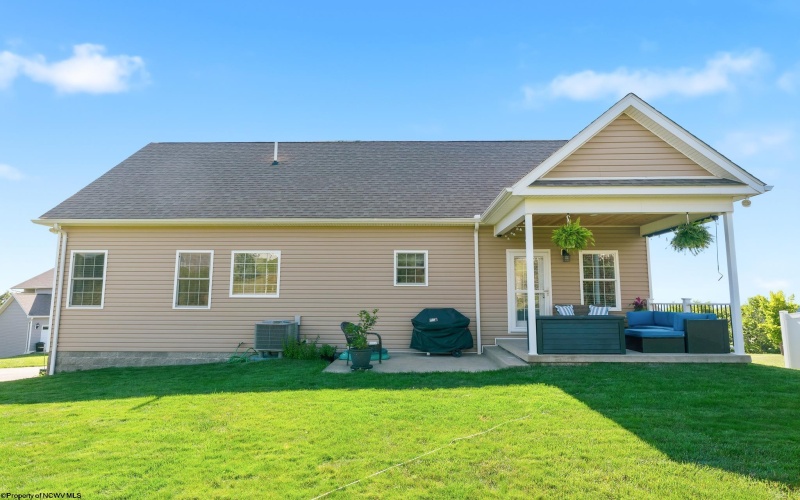3 Zackquill Court, Morgantown, West Virginia 26508, 3 Bedrooms Bedrooms, 6 Rooms Rooms,3 BathroomsBathrooms,Single Family Detached,For Sale,Zackquill,10165544