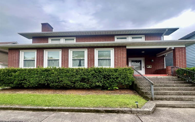 118 Buffalo Street, Elkins, West Virginia 26241, 3 Bedrooms Bedrooms, 7 Rooms Rooms,1 BathroomBathrooms,Single Family Detached,For Sale,Buffalo,10165545