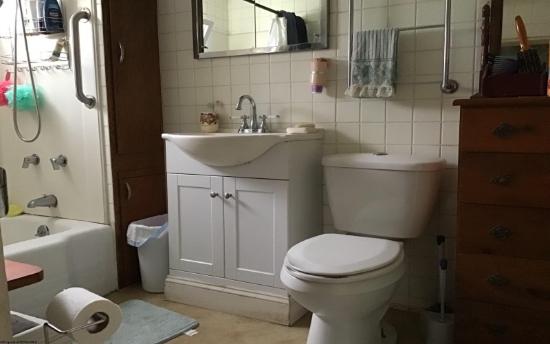 19 Pinnell Street, Buckhannon, West Virginia 26201, 2 Bedrooms Bedrooms, 5 Rooms Rooms,1 BathroomBathrooms,Single Family Detached,For Sale,Pinnell,10165548