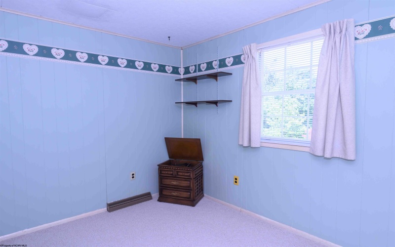 214 Florida Avenue, Westover, West Virginia 26501, 3 Bedrooms Bedrooms, 6 Rooms Rooms,3 BathroomsBathrooms,Single Family Detached,For Sale,Florida,10165550