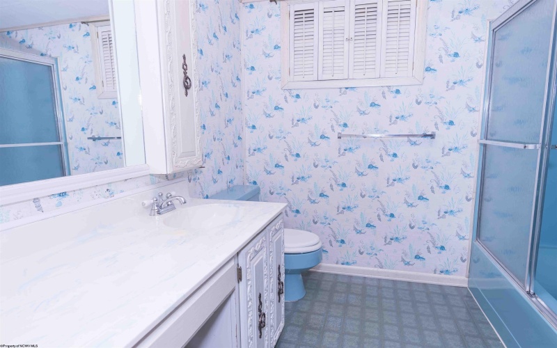 214 Florida Avenue, Westover, West Virginia 26501, 3 Bedrooms Bedrooms, 6 Rooms Rooms,3 BathroomsBathrooms,Single Family Detached,For Sale,Florida,10165550
