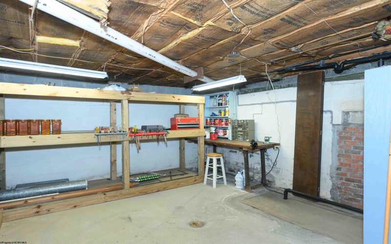 214 Florida Avenue, Westover, West Virginia 26501, 3 Bedrooms Bedrooms, 6 Rooms Rooms,3 BathroomsBathrooms,Single Family Detached,For Sale,Florida,10165550