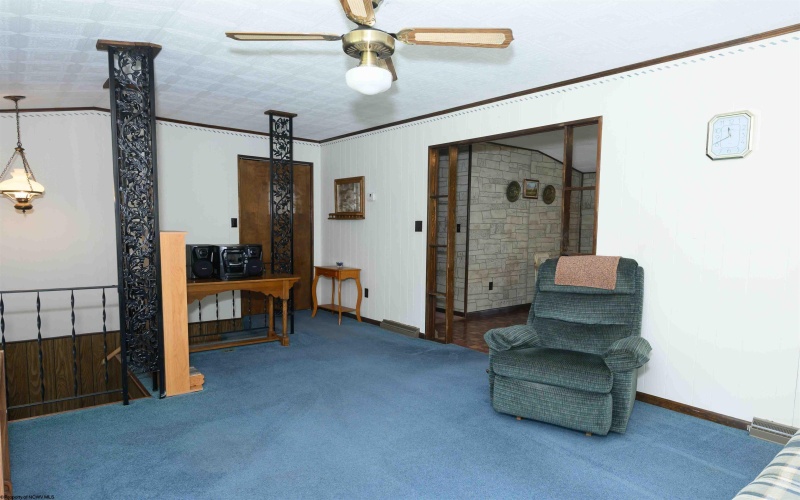 214 Florida Avenue, Westover, West Virginia 26501, 3 Bedrooms Bedrooms, 6 Rooms Rooms,3 BathroomsBathrooms,Single Family Detached,For Sale,Florida,10165550