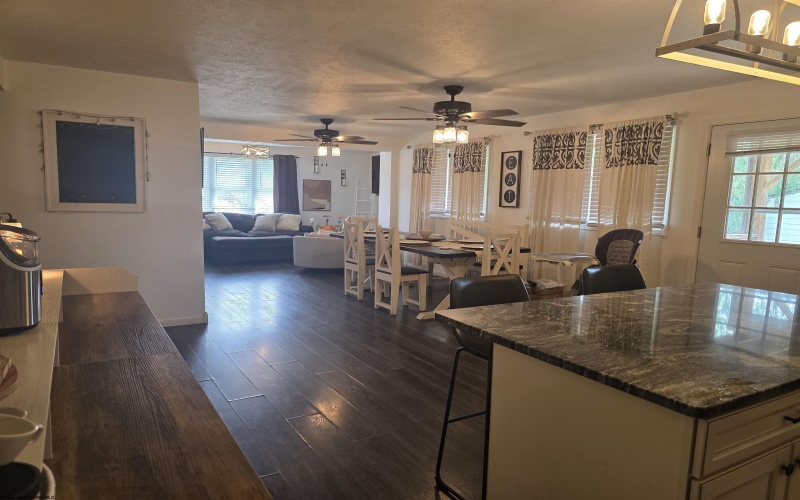 505 Thomas Street, Shinnston, West Virginia 26431, 4 Bedrooms Bedrooms, 10 Rooms Rooms,2 BathroomsBathrooms,Single Family Detached,For Sale,Thomas,10165551