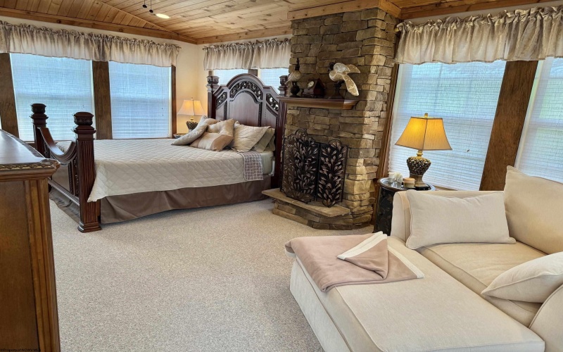 19 Vista Circle, Davis, West Virginia 26260-0000, 3 Bedrooms Bedrooms, 7 Rooms Rooms,2 BathroomsBathrooms,Single Family Detached,For Sale,Vista,10165553