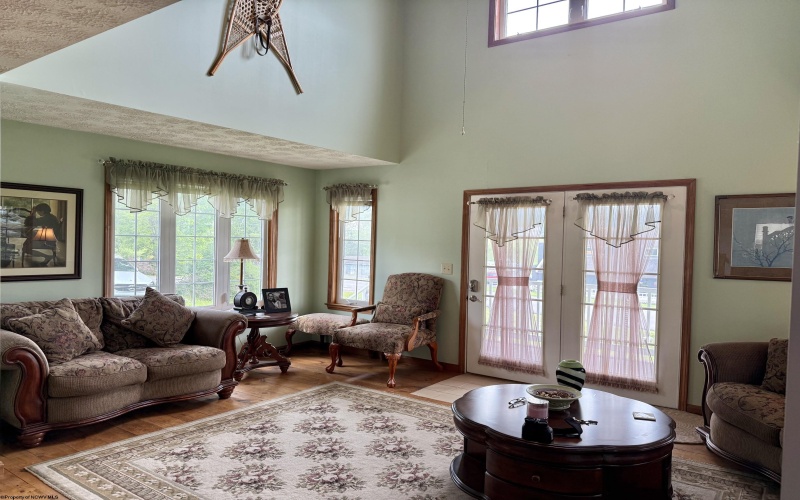 19 Vista Circle, Davis, West Virginia 26260-0000, 3 Bedrooms Bedrooms, 7 Rooms Rooms,2 BathroomsBathrooms,Single Family Detached,For Sale,Vista,10165553