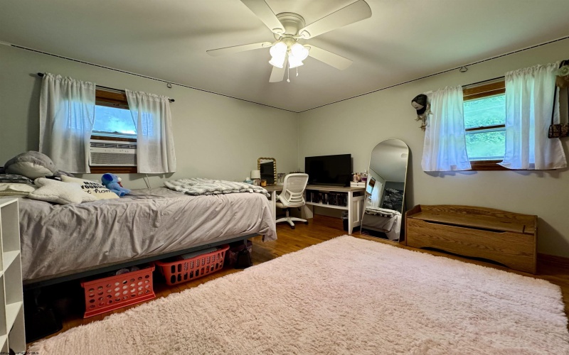 3083 Wilsonburg Road, Reynoldsville, West Virginia 26422, 2 Bedrooms Bedrooms, 6 Rooms Rooms,1 BathroomBathrooms,Single Family Detached,For Sale,Wilsonburg,10165555
