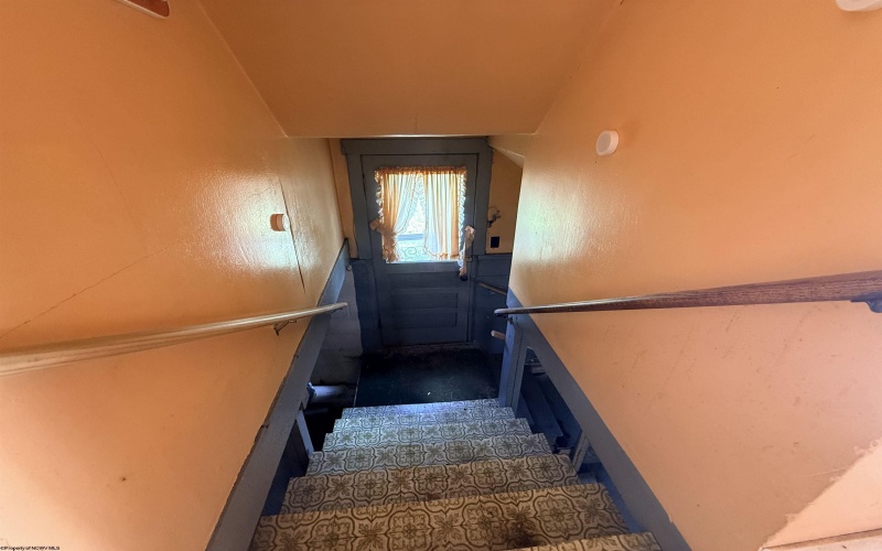 235 Love Avenue, Grafton, West Virginia 26354, 3 Bedrooms Bedrooms, 7 Rooms Rooms,1 BathroomBathrooms,Single Family Detached,For Sale,Love,10165559