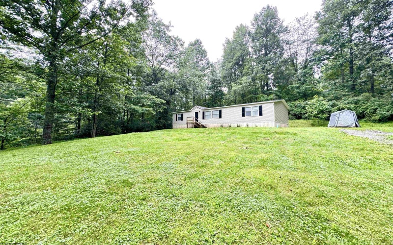 246 Featherbed Road, Walkersville, West Virginia 26447, 3 Bedrooms Bedrooms, 5 Rooms Rooms,2 BathroomsBathrooms,Single Family Detached,For Sale,Featherbed,10165574