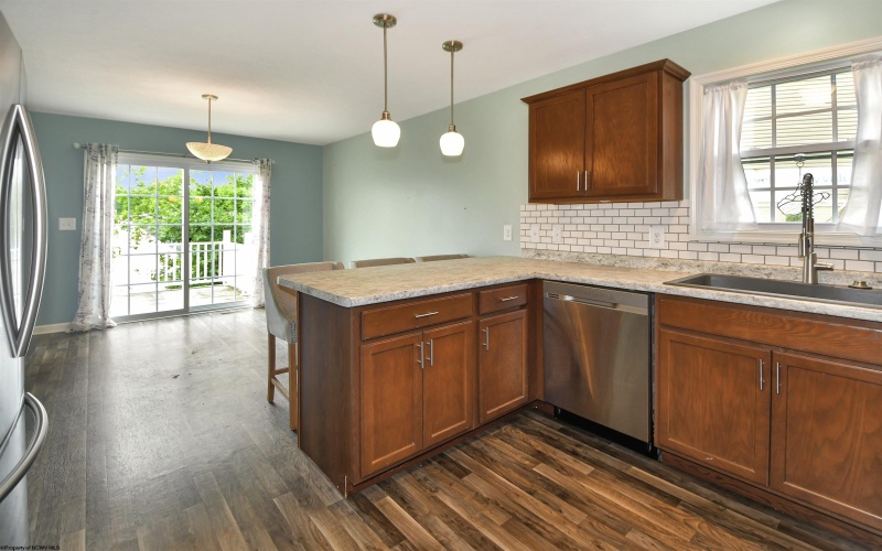 319 Double Eagle Lane, Maidsville, West Virginia 26541, 3 Bedrooms Bedrooms, 7 Rooms Rooms,2 BathroomsBathrooms,Single Family Detached,For Sale,Double Eagle,10165570