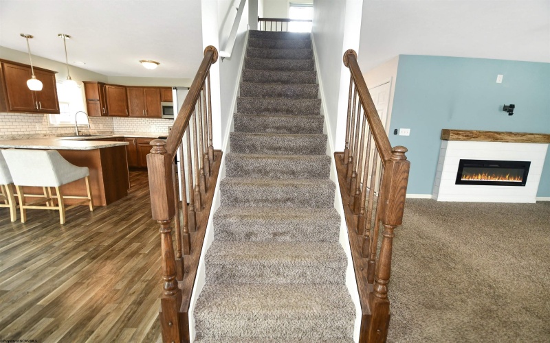 319 Double Eagle Lane, Maidsville, West Virginia 26541, 3 Bedrooms Bedrooms, 7 Rooms Rooms,2 BathroomsBathrooms,Single Family Detached,For Sale,Double Eagle,10165570