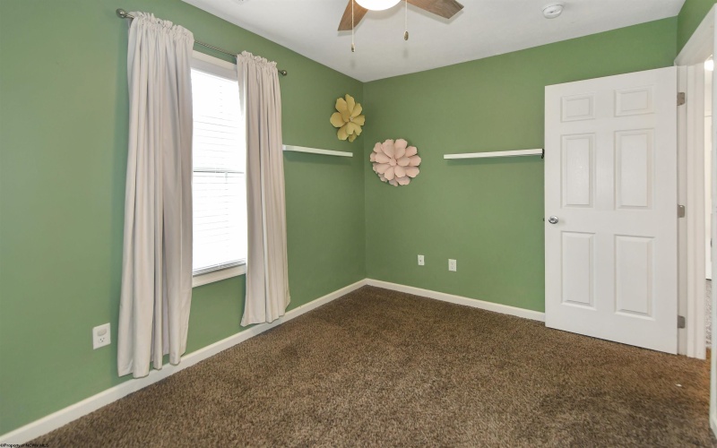 319 Double Eagle Lane, Maidsville, West Virginia 26541, 3 Bedrooms Bedrooms, 7 Rooms Rooms,2 BathroomsBathrooms,Single Family Detached,For Sale,Double Eagle,10165570