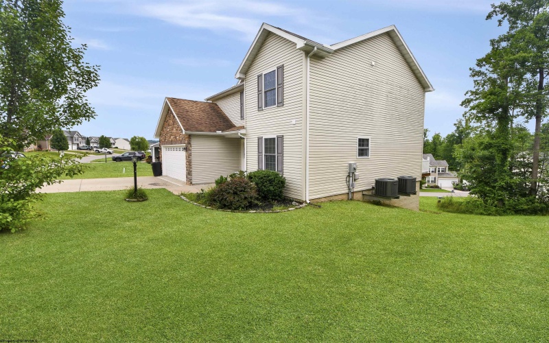 319 Double Eagle Lane, Maidsville, West Virginia 26541, 3 Bedrooms Bedrooms, 7 Rooms Rooms,2 BathroomsBathrooms,Single Family Detached,For Sale,Double Eagle,10165570