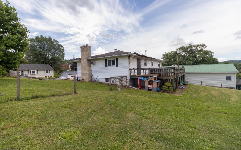406 Grand Avenue, Bridgeport, West Virginia 26330, 3 Bedrooms Bedrooms, 8 Rooms Rooms,1 BathroomBathrooms,Single Family Detached,For Sale,Grand,10165569