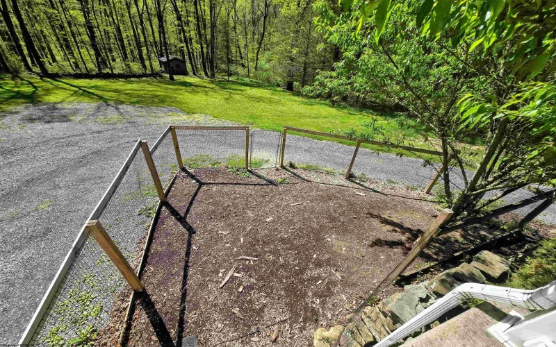 351 Mt. Zion Road, Masontown, West Virginia 26542, 3 Bedrooms Bedrooms, 6 Rooms Rooms,3 BathroomsBathrooms,Single Family Detached,For Sale,Mt. Zion,10165575