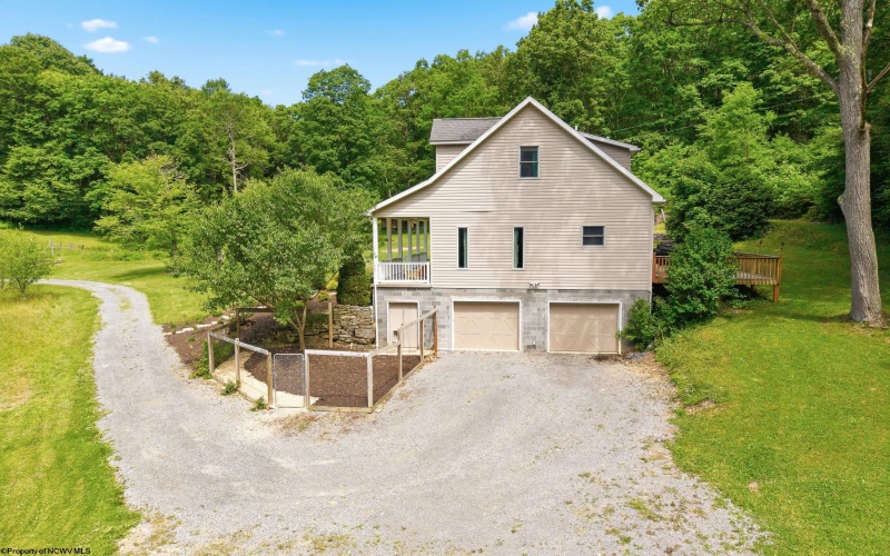 351 Mt. Zion Road, Masontown, West Virginia 26542, 3 Bedrooms Bedrooms, 6 Rooms Rooms,3 BathroomsBathrooms,Single Family Detached,For Sale,Mt. Zion,10165575