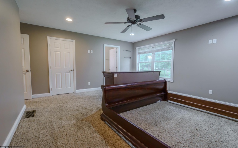 3539 Lazzelle Union Road, Morgantown, West Virginia 26501, 4 Bedrooms Bedrooms, 7 Rooms Rooms,3 BathroomsBathrooms,Single Family Detached,For Sale,Lazzelle Union,10165594