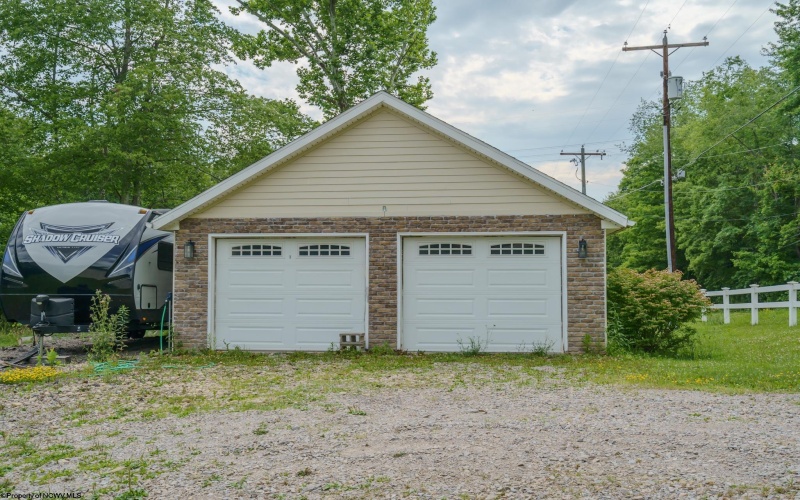 3539 Lazzelle Union Road, Morgantown, West Virginia 26501, 4 Bedrooms Bedrooms, 7 Rooms Rooms,3 BathroomsBathrooms,Single Family Detached,For Sale,Lazzelle Union,10165594