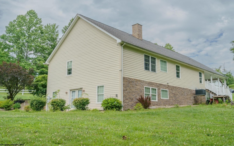 3539 Lazzelle Union Road, Morgantown, West Virginia 26501, 4 Bedrooms Bedrooms, 7 Rooms Rooms,3 BathroomsBathrooms,Single Family Detached,For Sale,Lazzelle Union,10165594