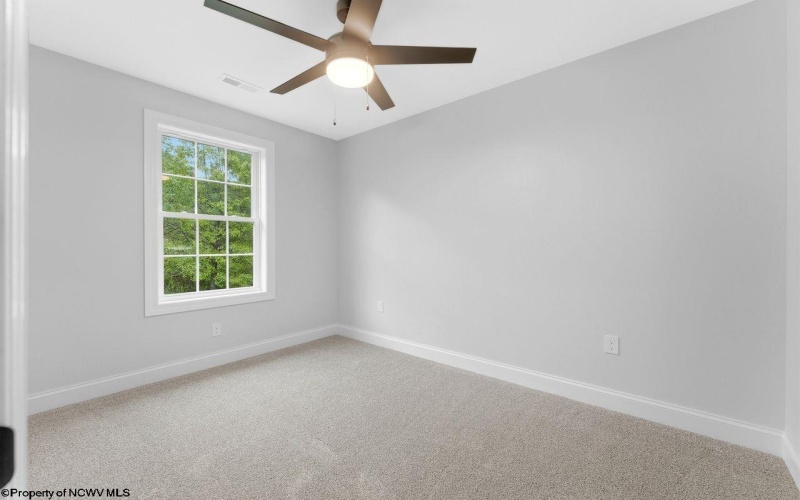 986 Ashton Place, Morgantown, West Virginia 26508, 3 Bedrooms Bedrooms, 7 Rooms Rooms,2 BathroomsBathrooms,Single Family Attached,For Sale,Ashton,0,10160983